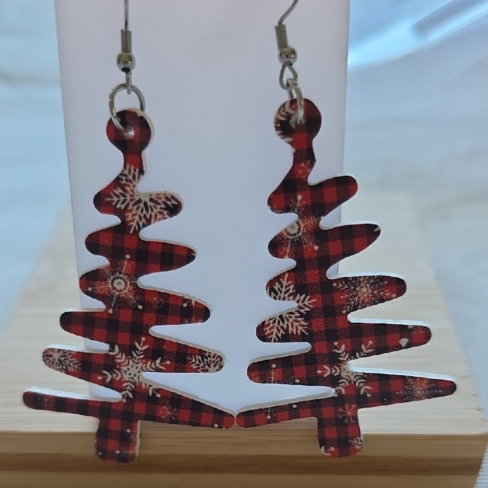 Red Plaid Christmas Tree Earrings